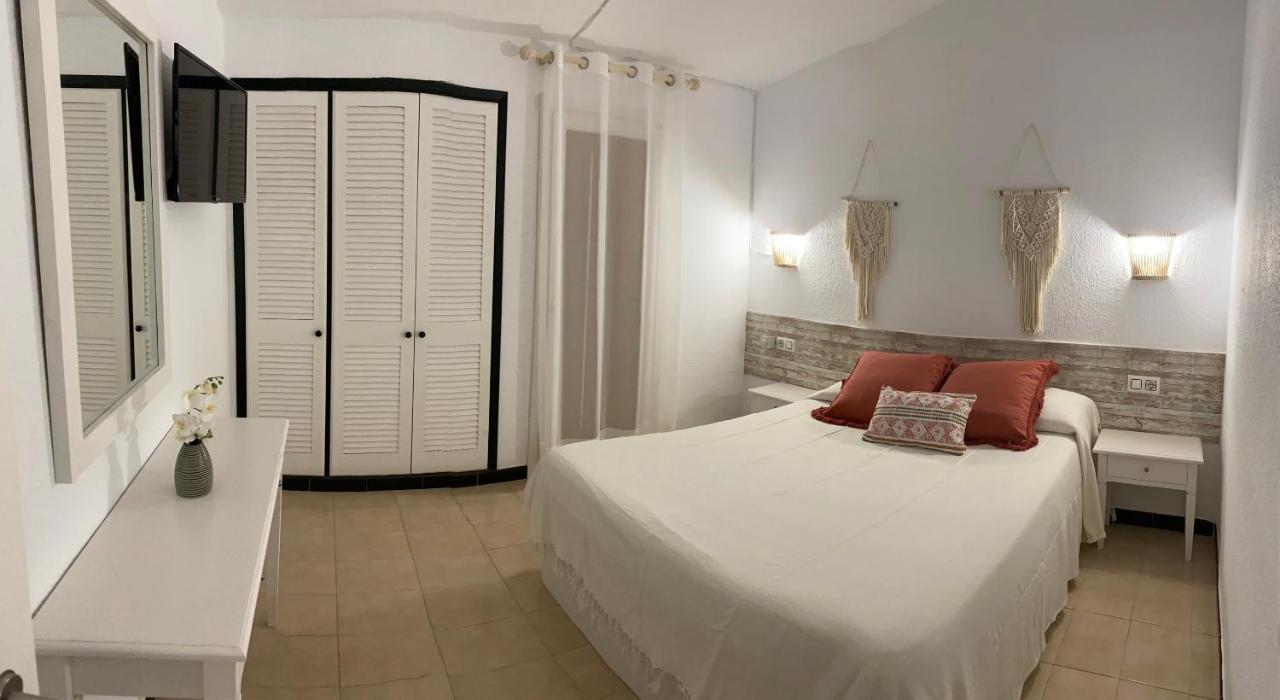 Apartamento 7 Palmeras Ciutadella (Menorca) Exterior foto